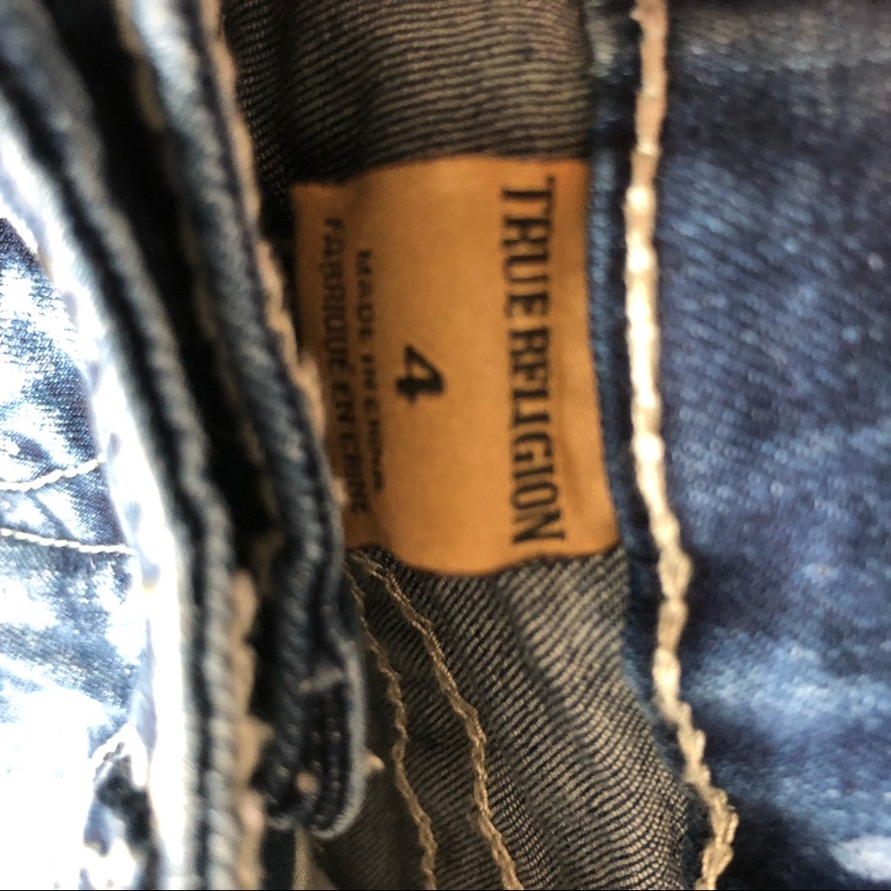 True Religion Denim Jeans Paint Splatter & Rugged Distressed style Like NEW Sz 4 - Picture 3 of 6